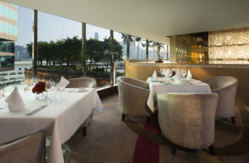 The Royal Pacific Hotel & Towers