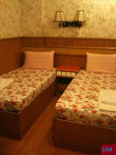 Hostal New Garden Hostel