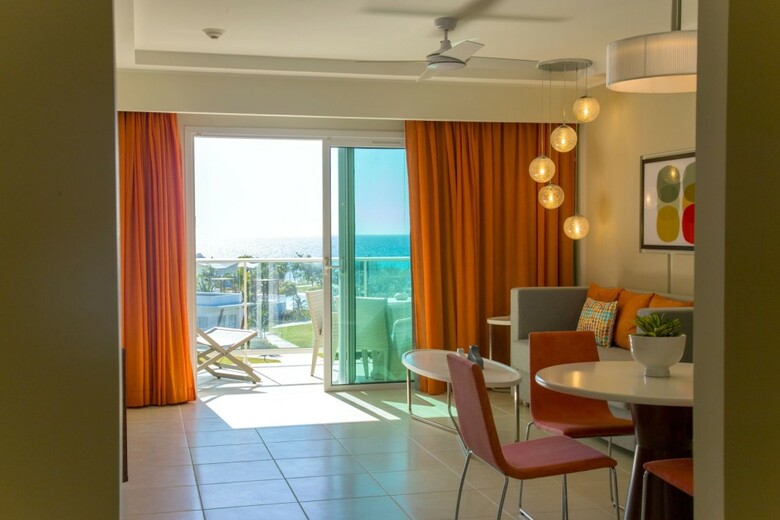 Hotel Grand Muthu Almirante Beach