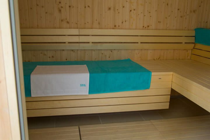 Hotel Grand Muthu Almirante Beach