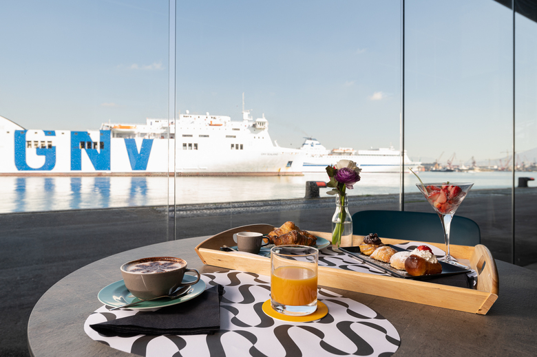 Smart Hotel - Naples Harbour
