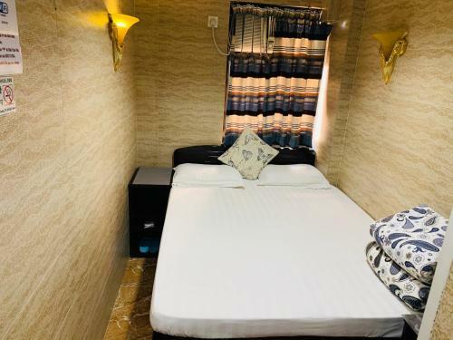 Hostal Sleep In Hotel
