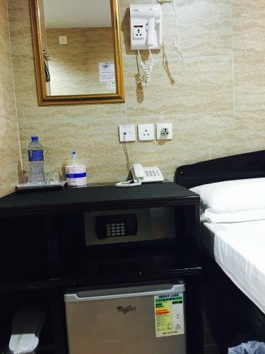 Hostal Sleep In Hotel