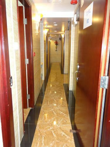 Hostal Sleep In Hotel
