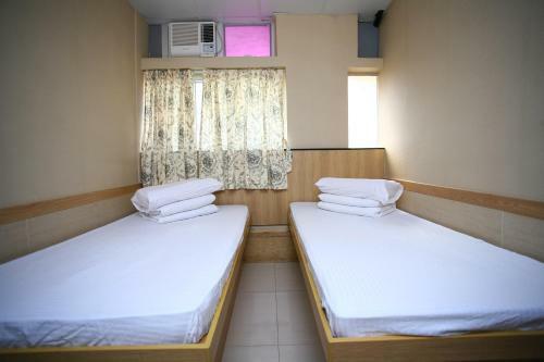 Hostal Kam Fu Guesthouse