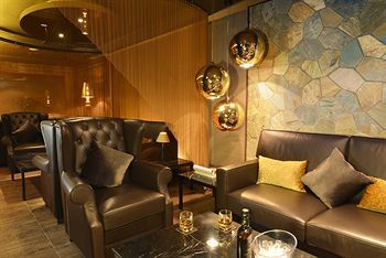 Walden Hotel