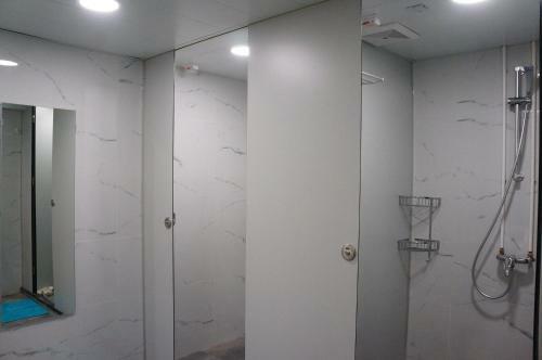 Albergue Rainbow Lodge Hk