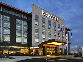 Hotel Novotel Vaughan Centre