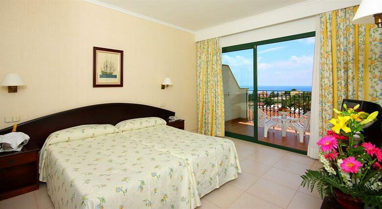 Valentin Son Bou Hotel  & Aptos