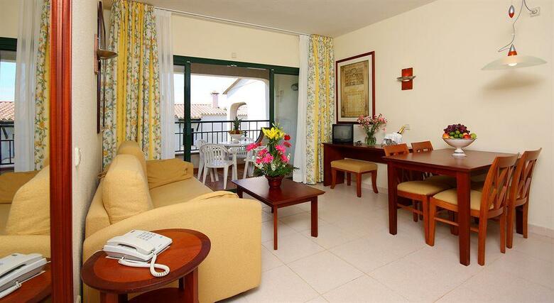Valentin Son Bou Hotel  & Aptos