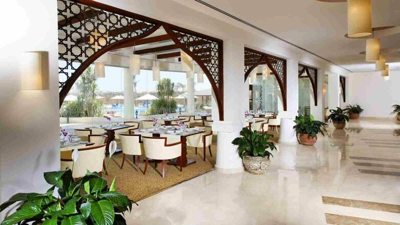 Hotel Helnan Dream Land