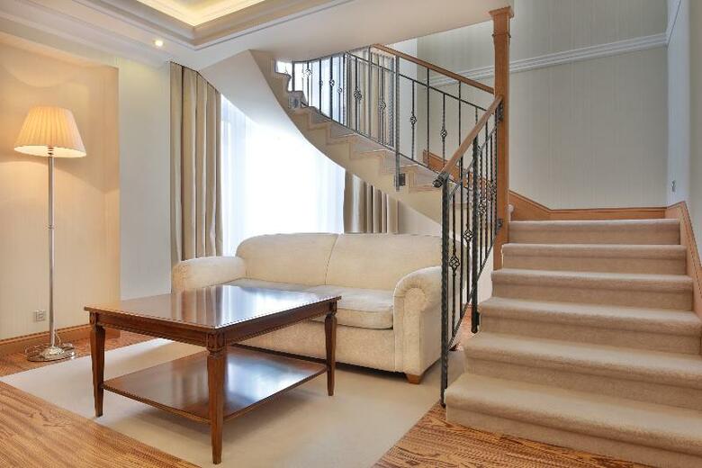 Hotel Retro Riverside Wellness Resort