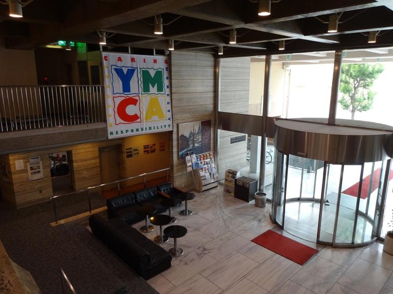 Posada Ymca Asia Youth Center