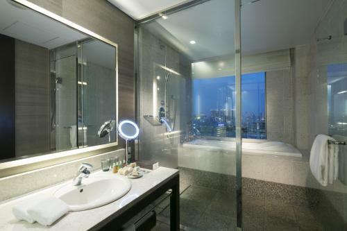 Hotel The Strings By Intercontinental, Tokyo