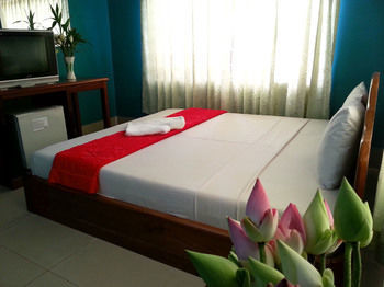 Hostal Ta Som Guesthouse & Tour Services
