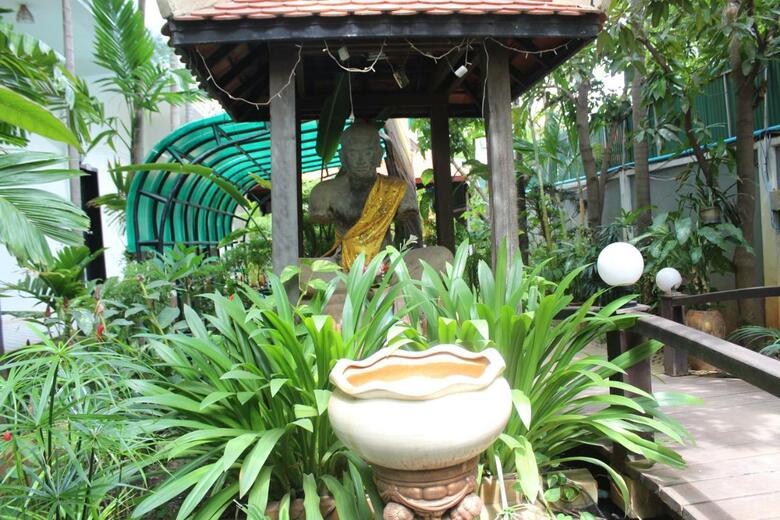 Hostal Tanei Guesthouse