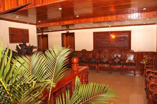 Shining Angkor Apartment Hotel