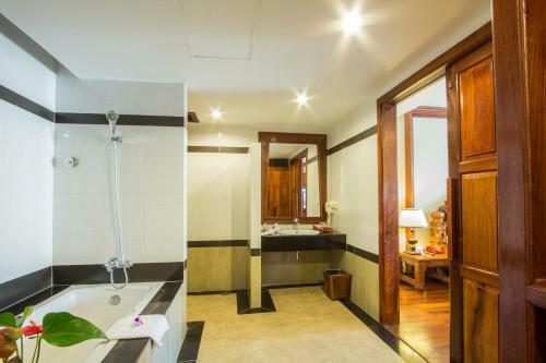 Hotel Royal Empire Premium