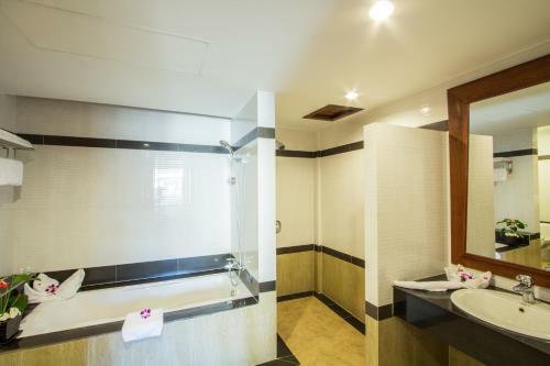 Hotel Royal Empire Premium