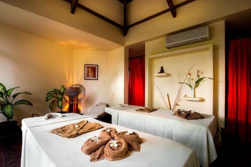Villa Amatao Tropical Residence