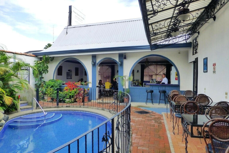 Hotel Santo Tomas
