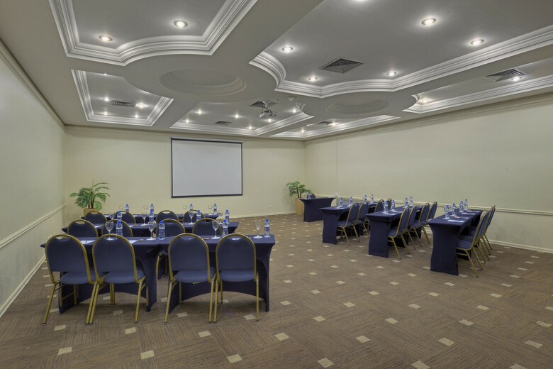Hotel Deville Curitiba Batel