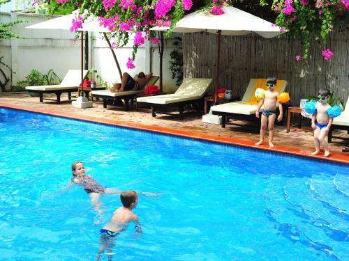 Borann, L'auberge Des Temples