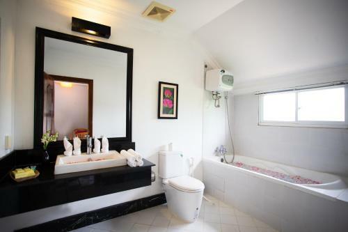 Sakara Boutique Villa