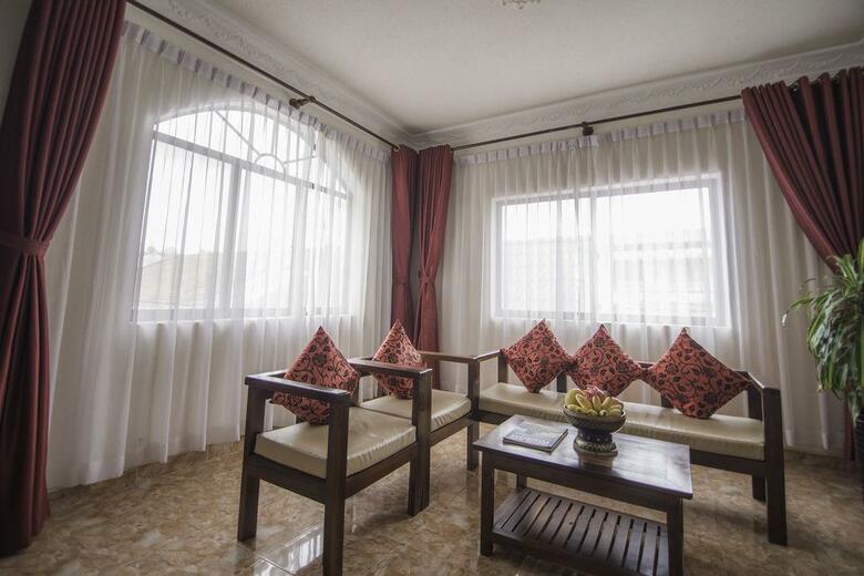 Reaksmey Chanreas Hotel