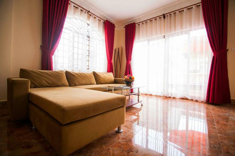 Reaksmey Chanreas Hotel