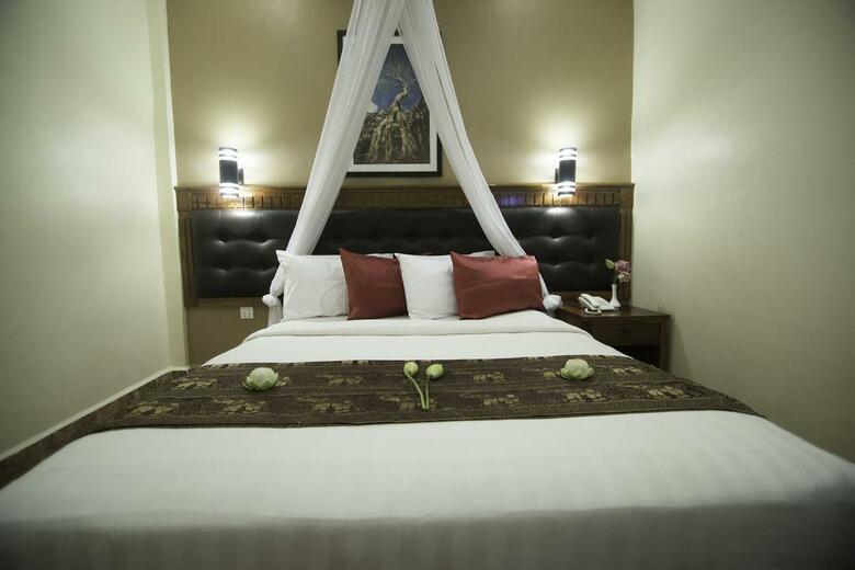 Reaksmey Chanreas Hotel