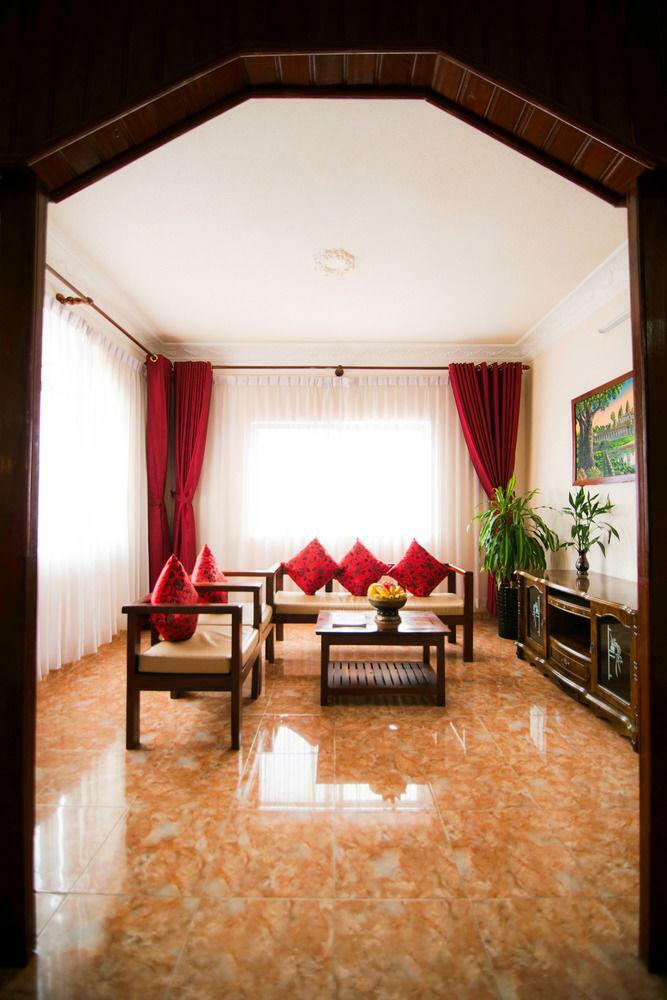 Reaksmey Chanreas Hotel