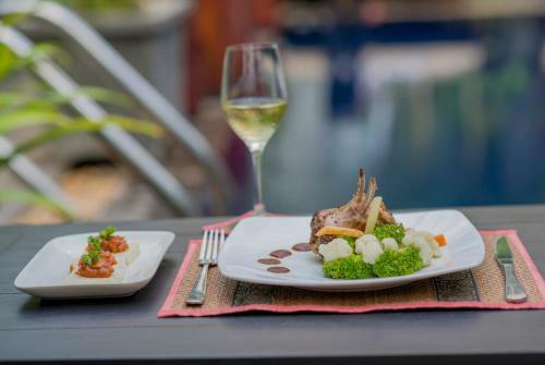 Caf� Lodge Boutique Hotel