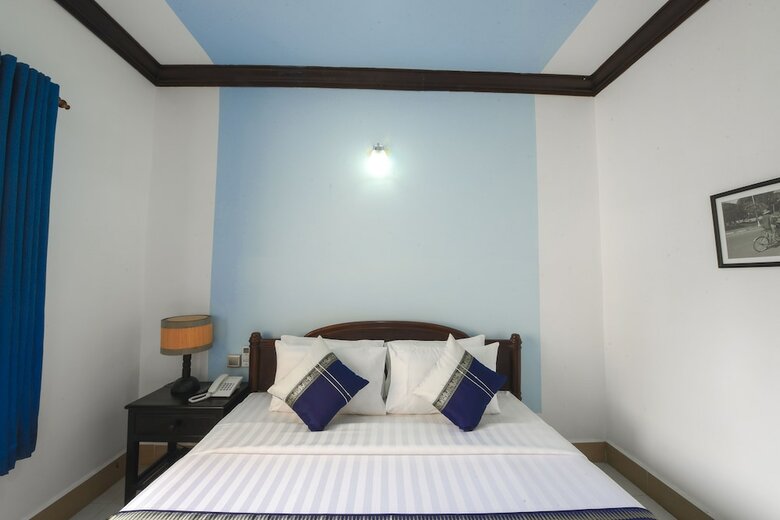 Hotel The Villa Sok San Square