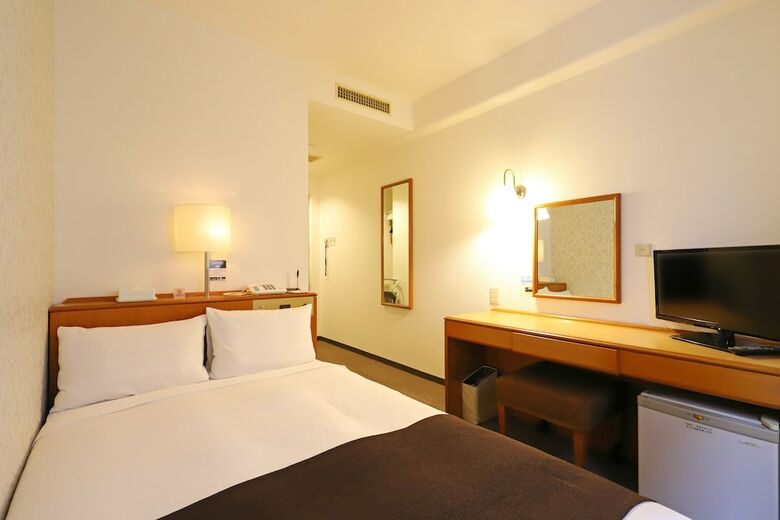 Ayase Kokusai Hotel