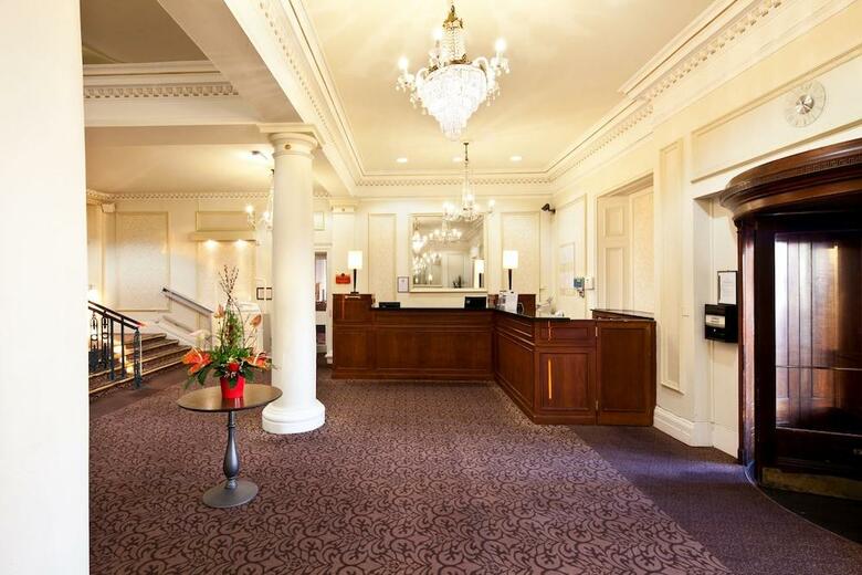 Mercure Brighton Seafront Hotel