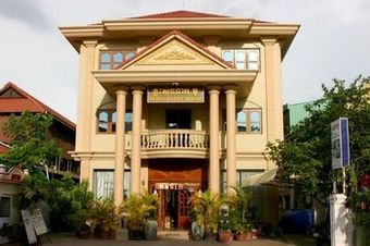 Hostal Mom's Guesthouse