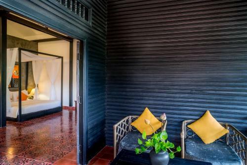 Mulberry Boutique Hotel