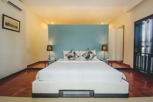 Mulberry Boutique Hotel