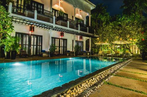 Mulberry Boutique Hotel