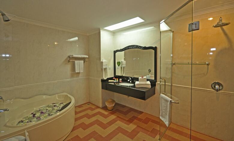 Hotel Somadevi Angkor Resort & Spa