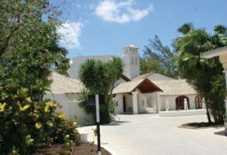 Hotel Mango Bay Beach Resort