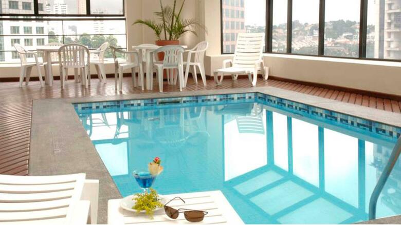 Hotel Bristol The Time