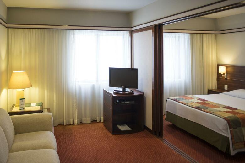 Hotel Bristol The Time
