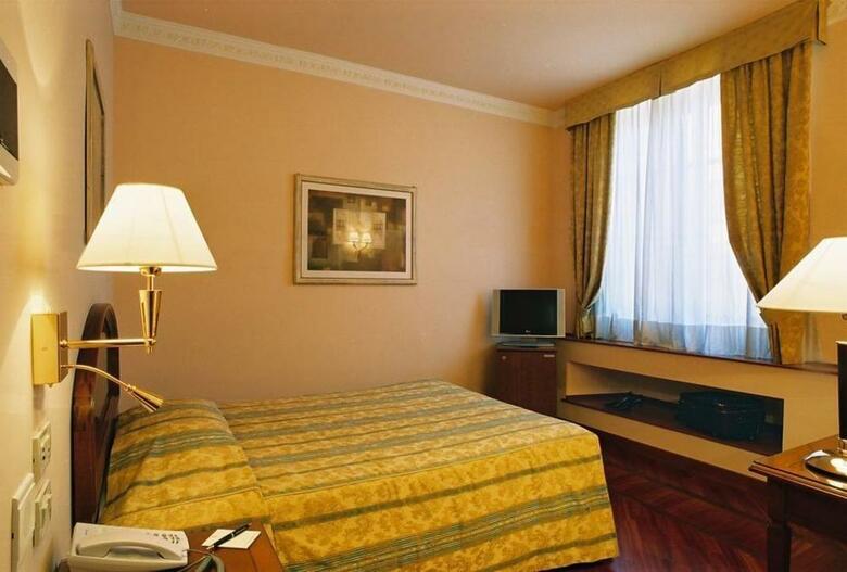 Hotel Pierre