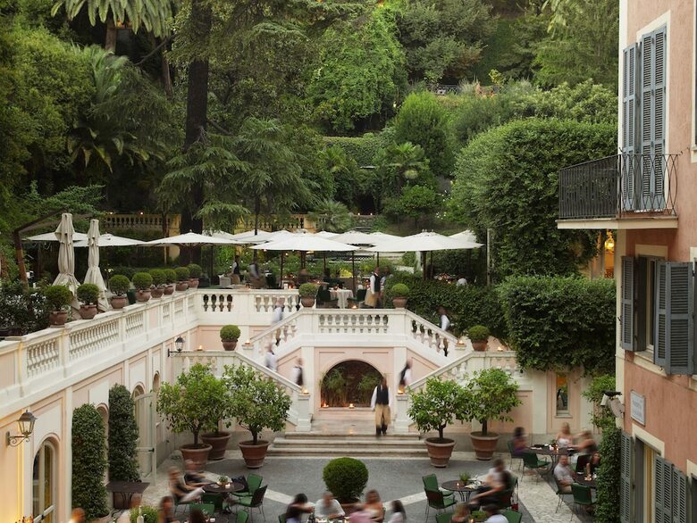 Hotel De Russie