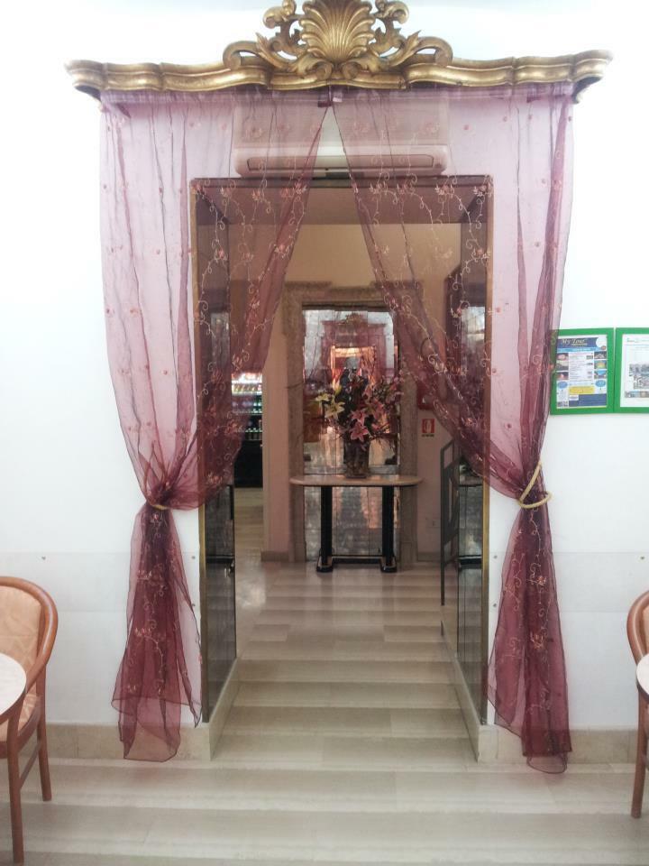 Bed & Breakfast Center 1-2-3