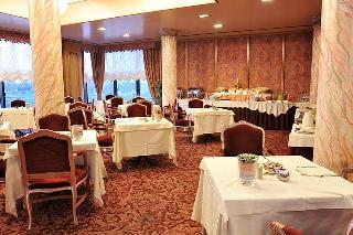Hotel Russott
