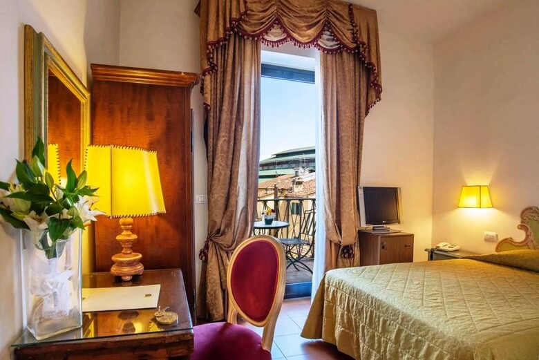 Hotel Machiavelli Palace