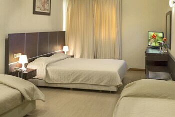 Blue Sea Hotel Alimos